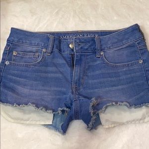 AMERICAN EAGLE COOL BLUE DENIM SHORTS